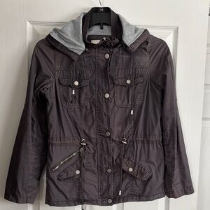 SNOBBISH COLLECTION HOODED UTILITY JACKET in Dark Gray Size Medium
